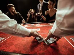 Онлайн казино Casino Roy Spins